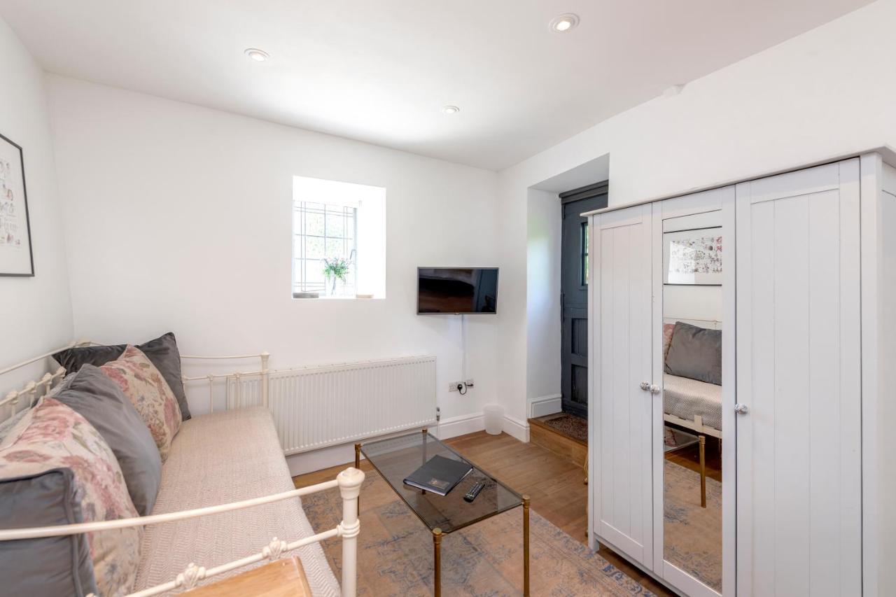 The Old Parsonage 3*